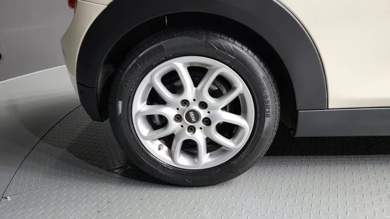 MINI Cooper Convertible