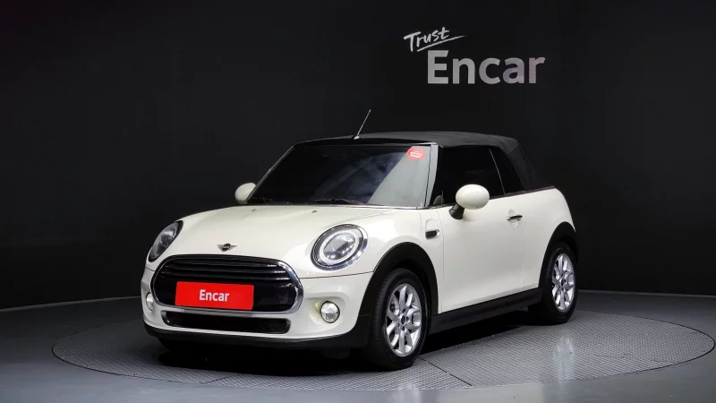 MINI Cooper Convertible