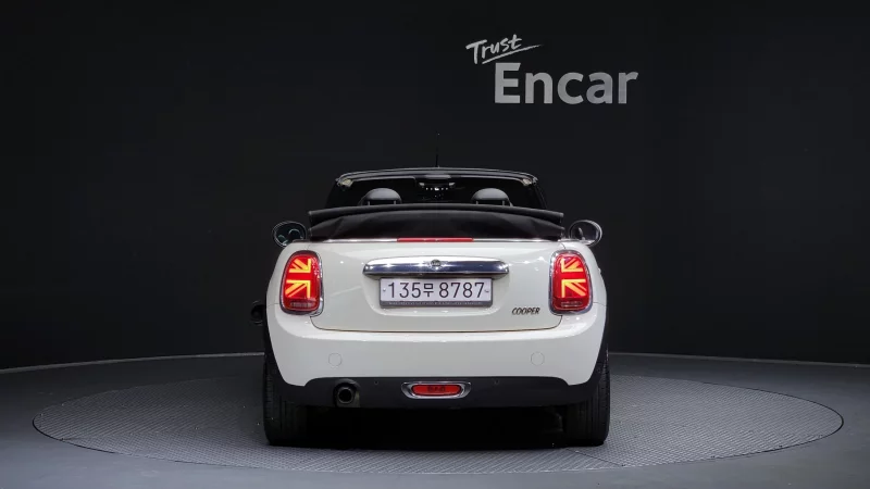 MINI Cooper Convertible