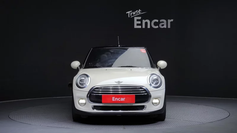 MINI Cooper Convertible