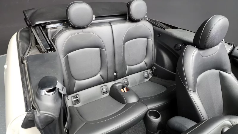 MINI Cooper Convertible