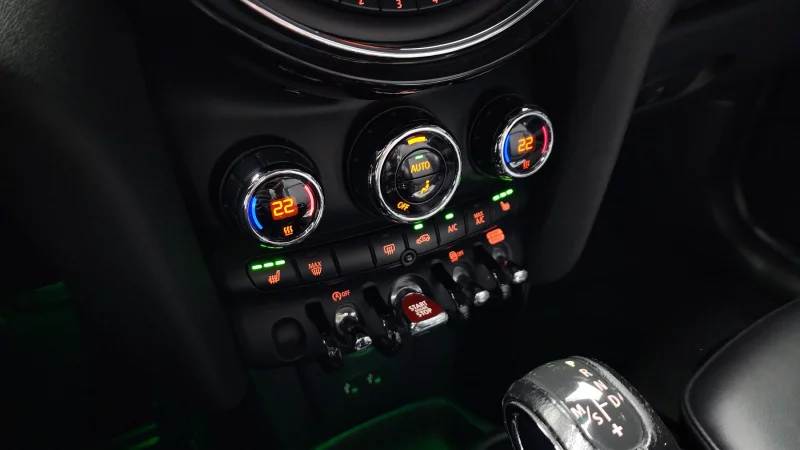 MINI Cooper Convertible