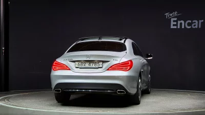 Mercedes-Benz CLA-Class
