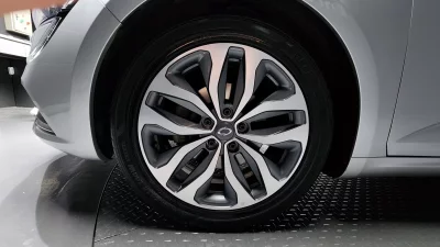 Renault Samsung SM6
