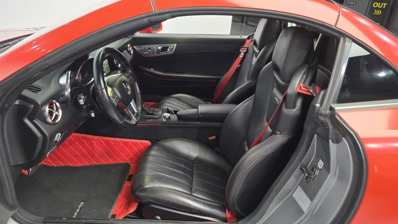 Mercedes-Benz SLK-Class