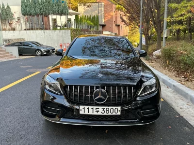 Mercedes-Benz C-Class