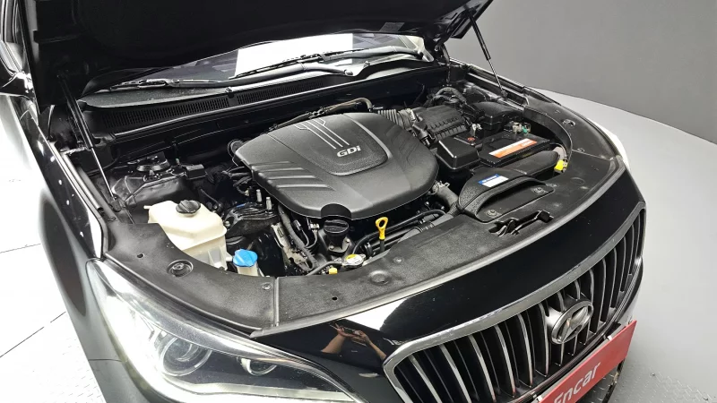 Hyundai Aslan