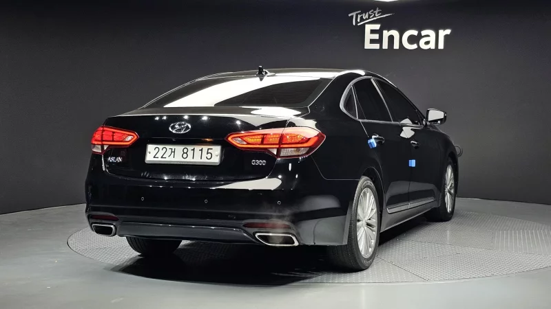 Hyundai Aslan
