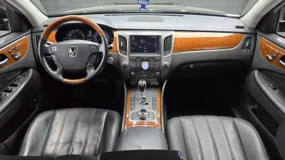 Hyundai Equus