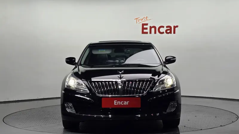 Hyundai Equus