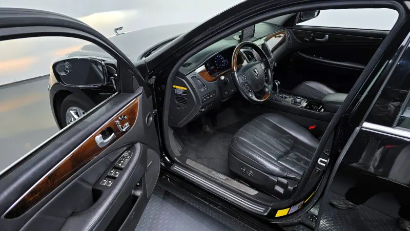 Hyundai Equus