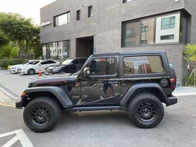 Jeep WRANGLER