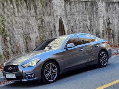 Infiniti Q50