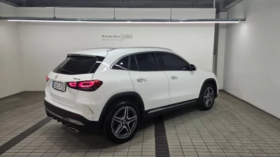 Mercedes-Benz GLA-Class