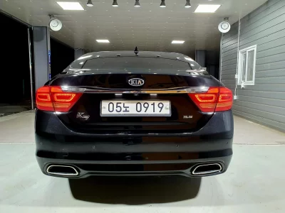 Kia K9