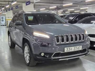 Jeep CHEROKEE