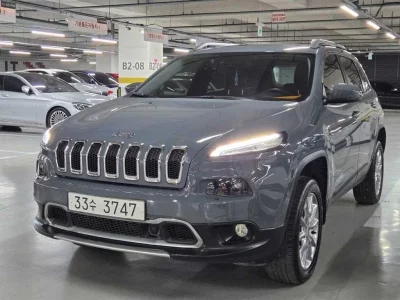 Jeep CHEROKEE