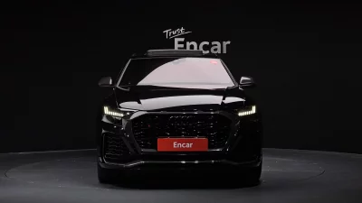 Audi RSQ8