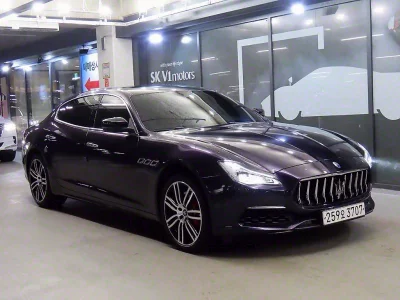 Maserati QUATTROPORTE