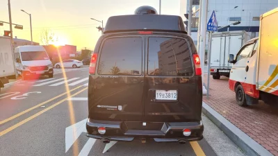 Chevrolet Express Van