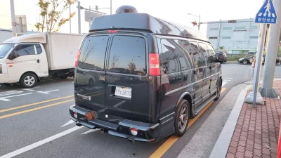 Chevrolet Express Van