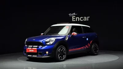 MINI Paceman