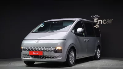 Hyundai Staria