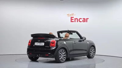 MINI Cooper Convertible