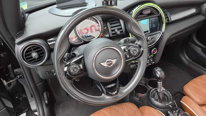 MINI Cooper Convertible