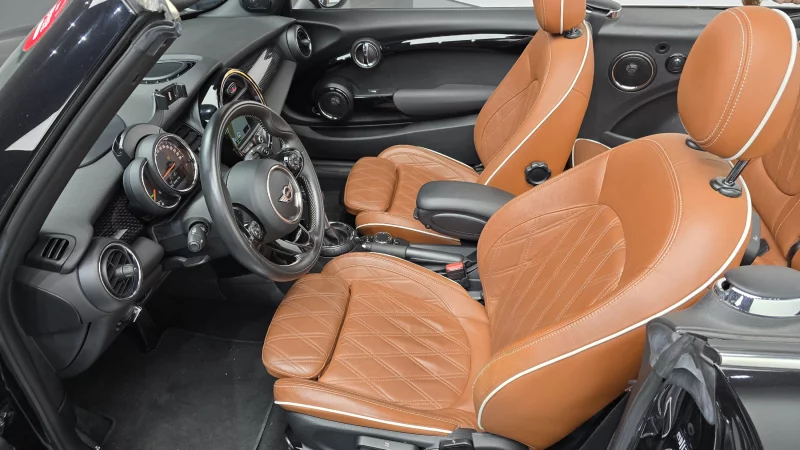 MINI Cooper Convertible