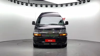 Chevrolet Express Van