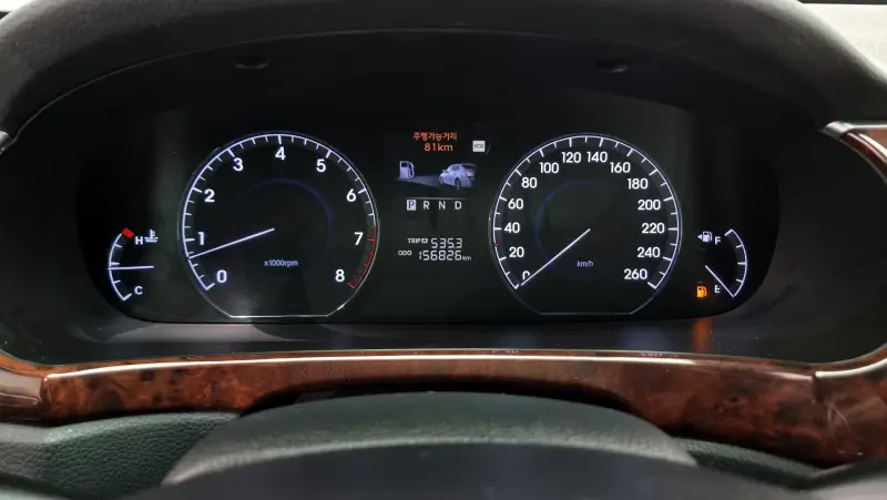 Hyundai Equus