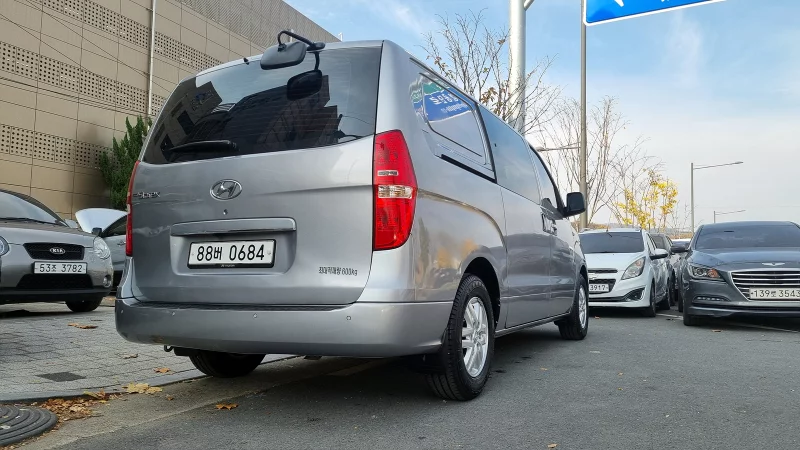 Hyundai Grand Starex