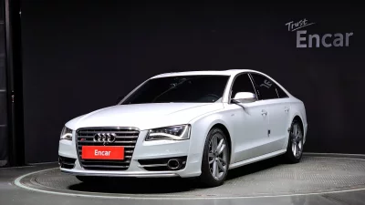 Audi S8