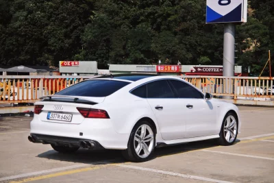 Audi S7