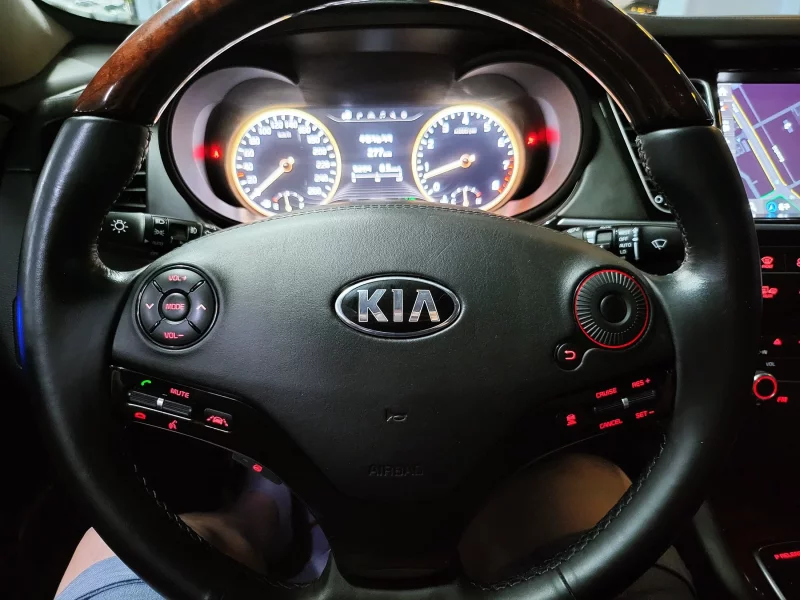 Kia K9