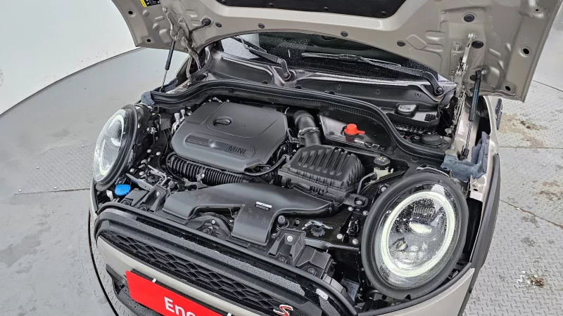 MINI Cooper Convertible