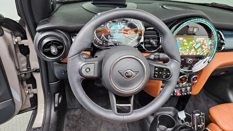 MINI Cooper Convertible