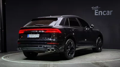 Audi SQ8