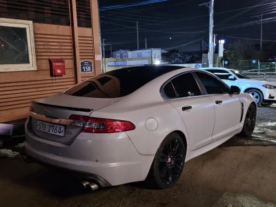 Jaguar XF