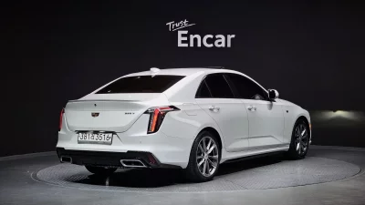 Cadillac CT4