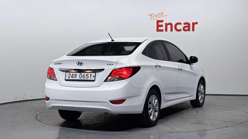 Hyundai Accent
