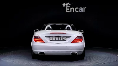 Mercedes-Benz SLK-Class