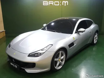 Ferrari GTC4 Lusso