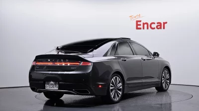 Lincoln MKZ