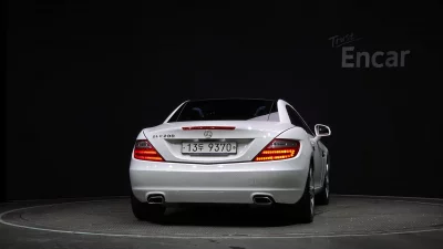 Mercedes-Benz SLK-Class