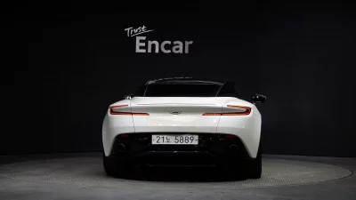 Astonmartin DB11