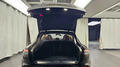 Astonmartin DBX