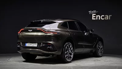 Astonmartin DBX