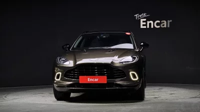 Astonmartin DBX